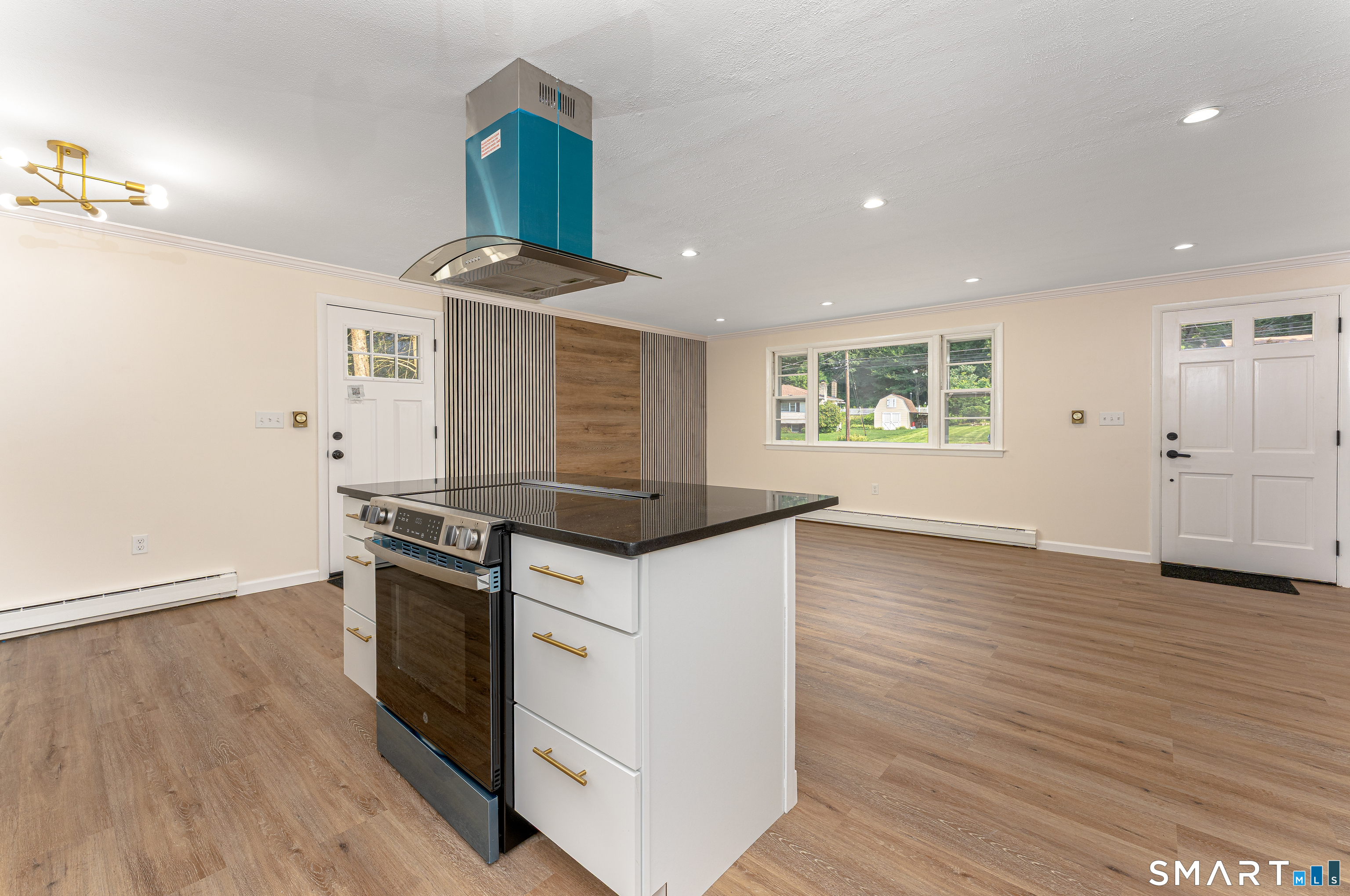 48 Manor Lane Wolcott CT 06716