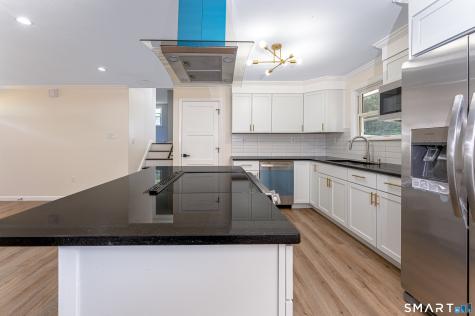 48 Manor Lane Wolcott CT 06716