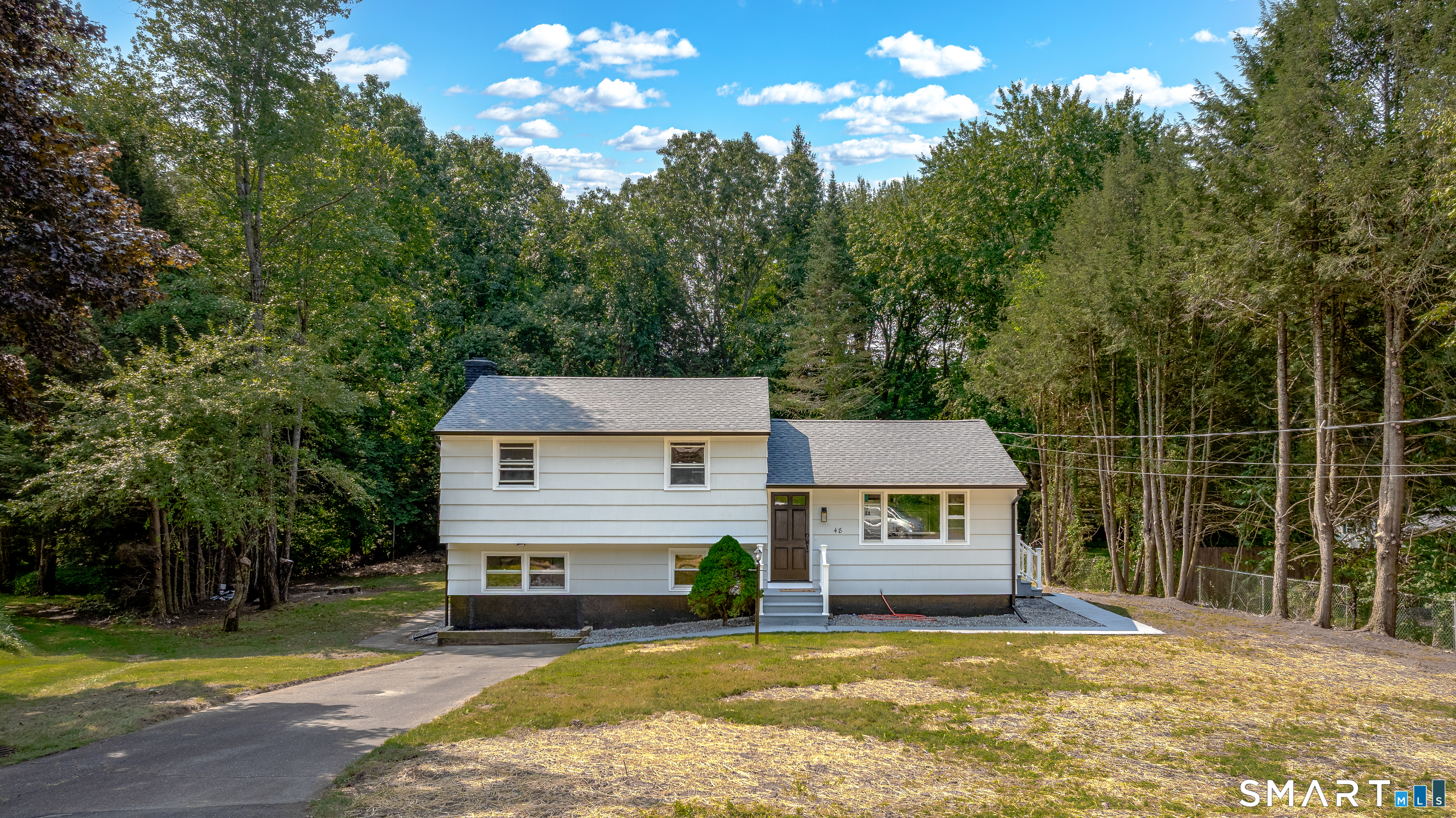 48 Manor Lane Wolcott CT 06716