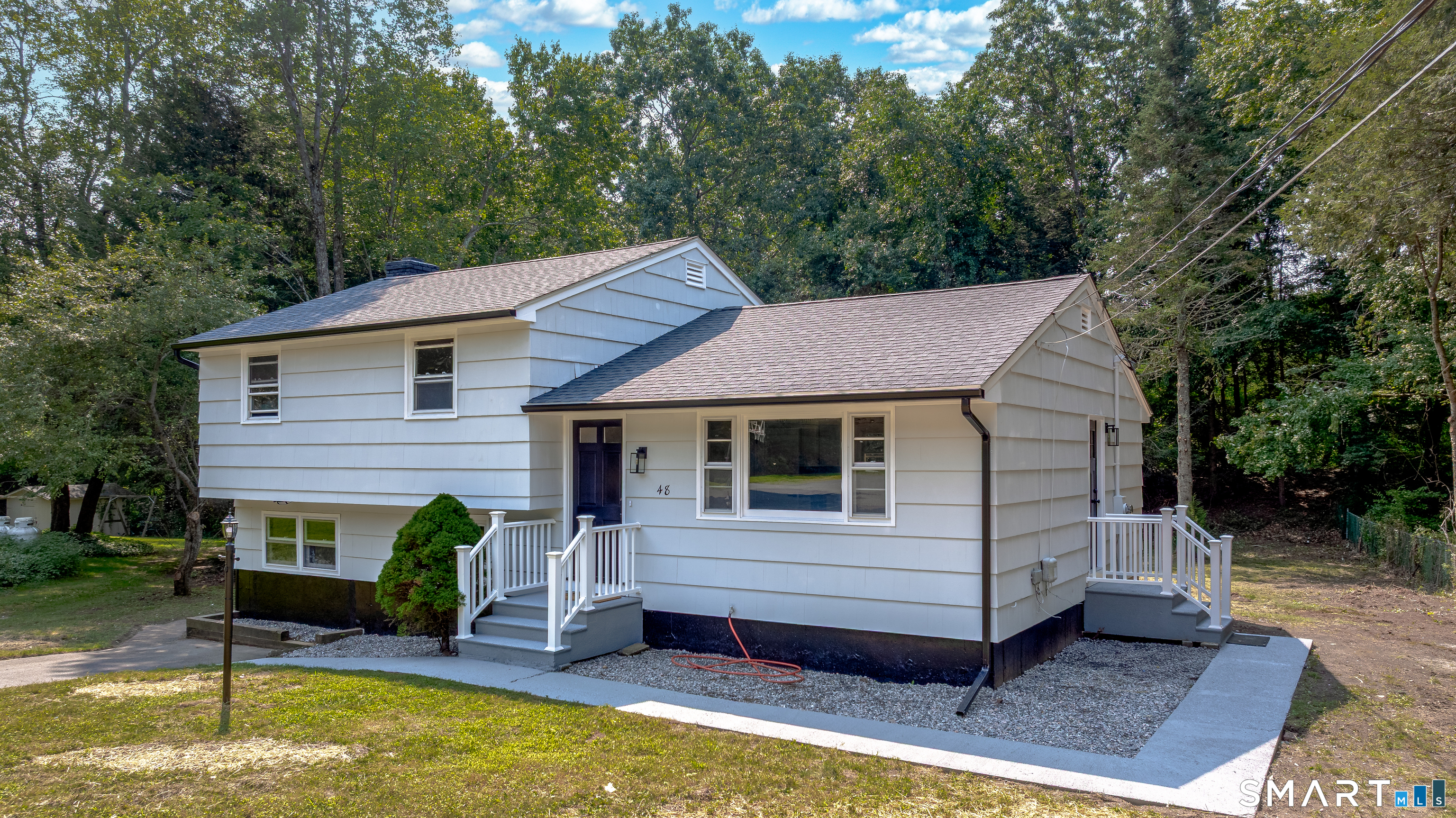 48 Manor Lane Wolcott CT 06716