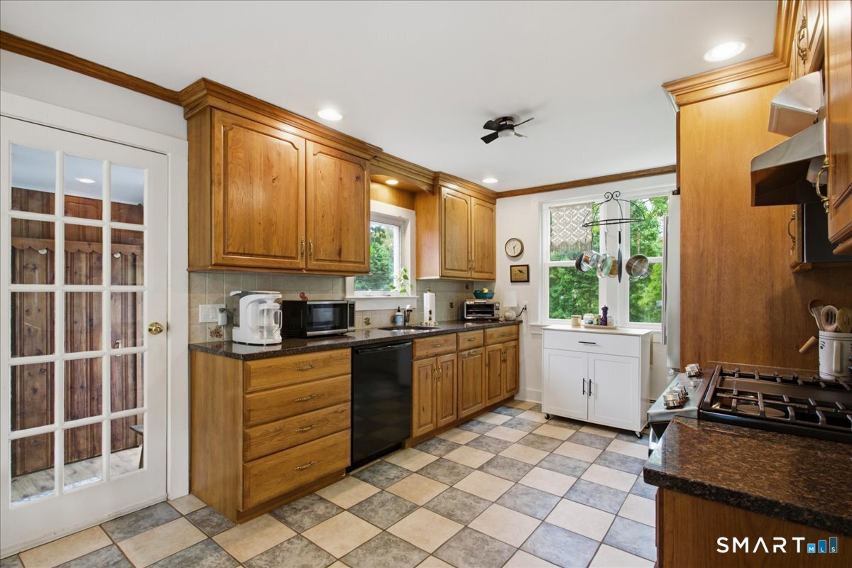 41 River Road Washington CT 06794