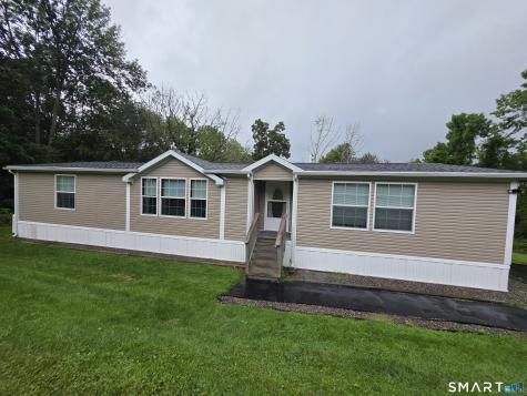 32 Richard Avenue Griswold CT 06351