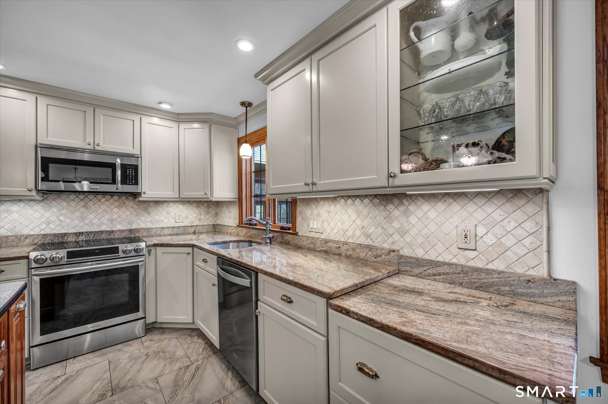 773 Devonwood Drive Cheshire CT 06410