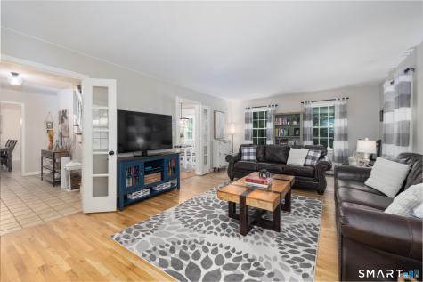 11 Cobblers Mill Road Newtown CT 06482