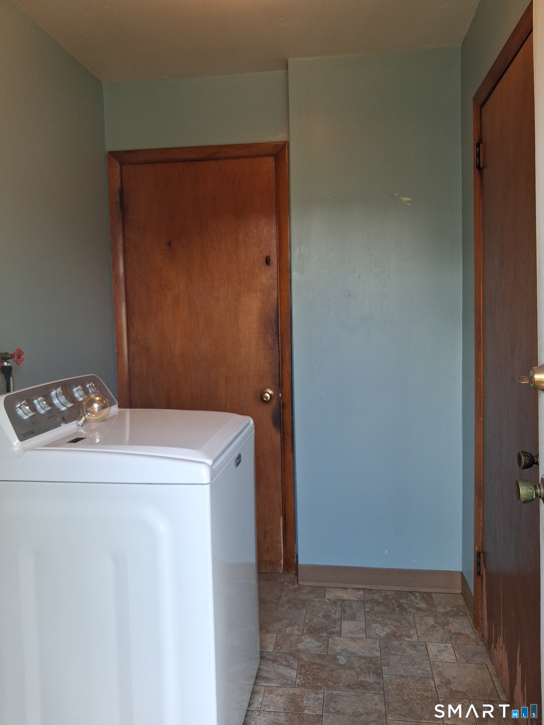 38 Elaine Drive Ansonia CT 06401