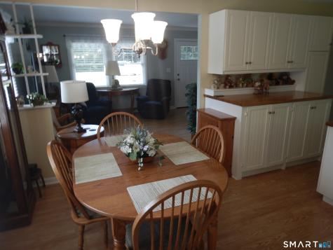 26 Beach Park Road Clinton CT 06413