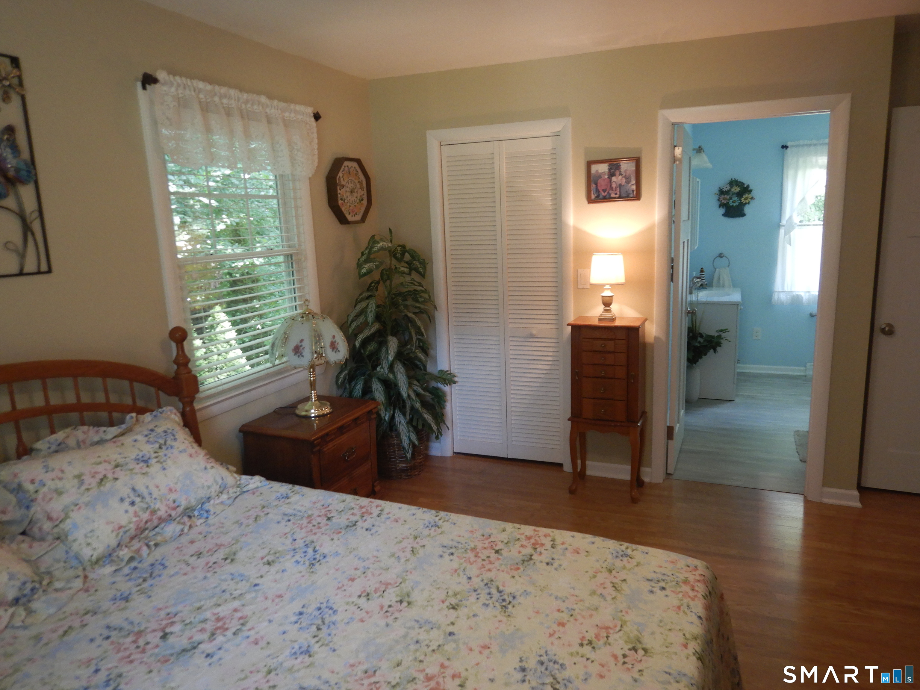 26 Beach Park Road Clinton CT 06413