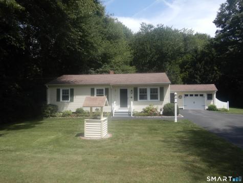 26 Beach Park Road Clinton CT 06413