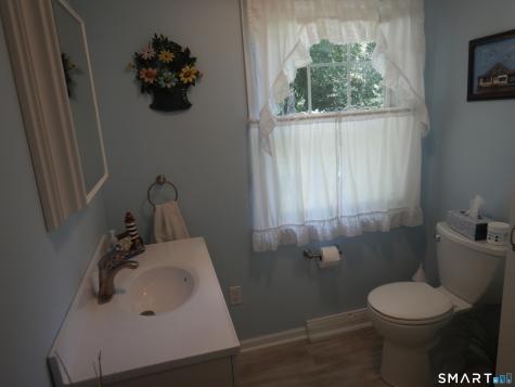26 Beach Park Road Clinton CT 06413