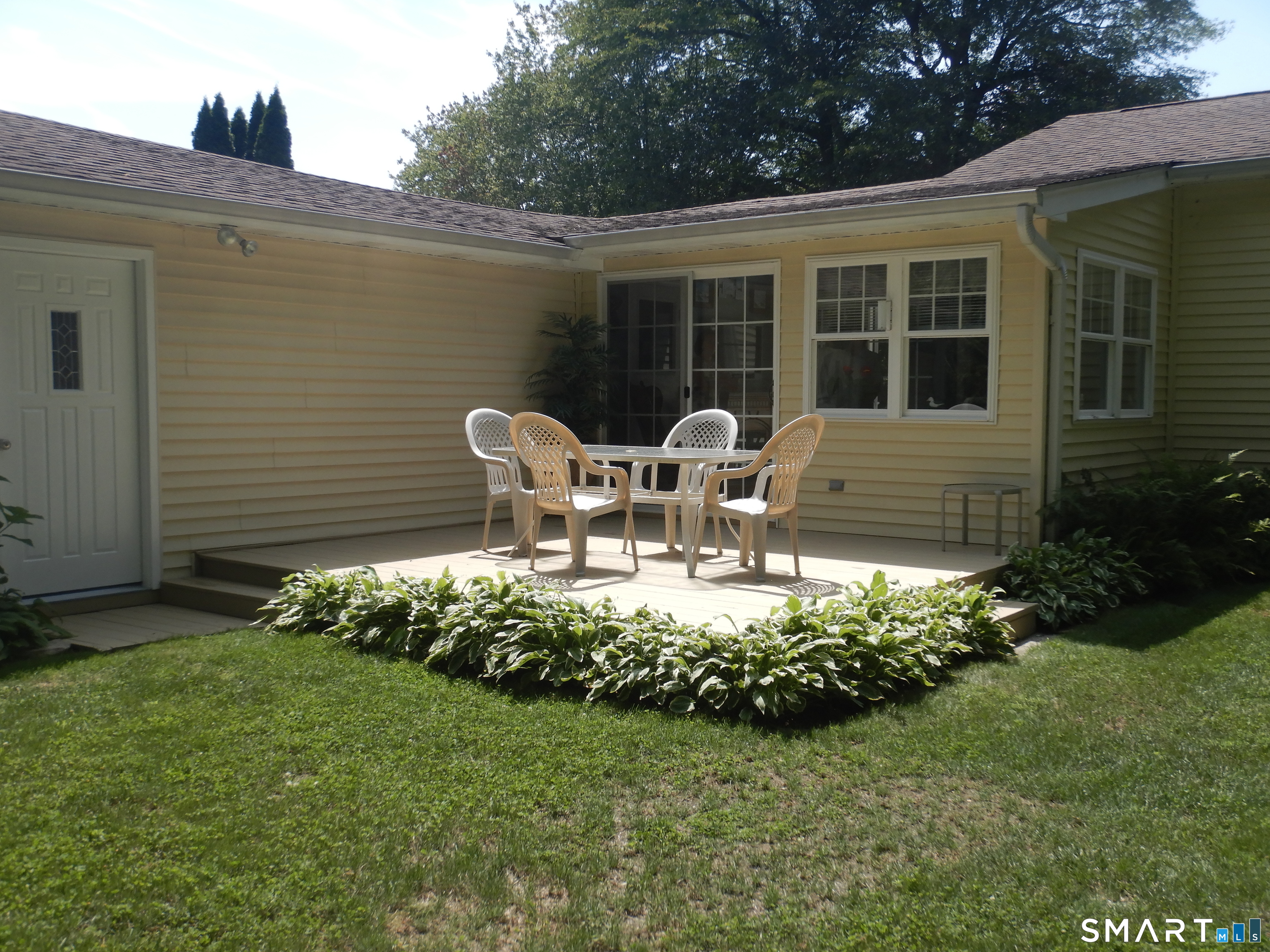 26 Beach Park Road Clinton CT 06413