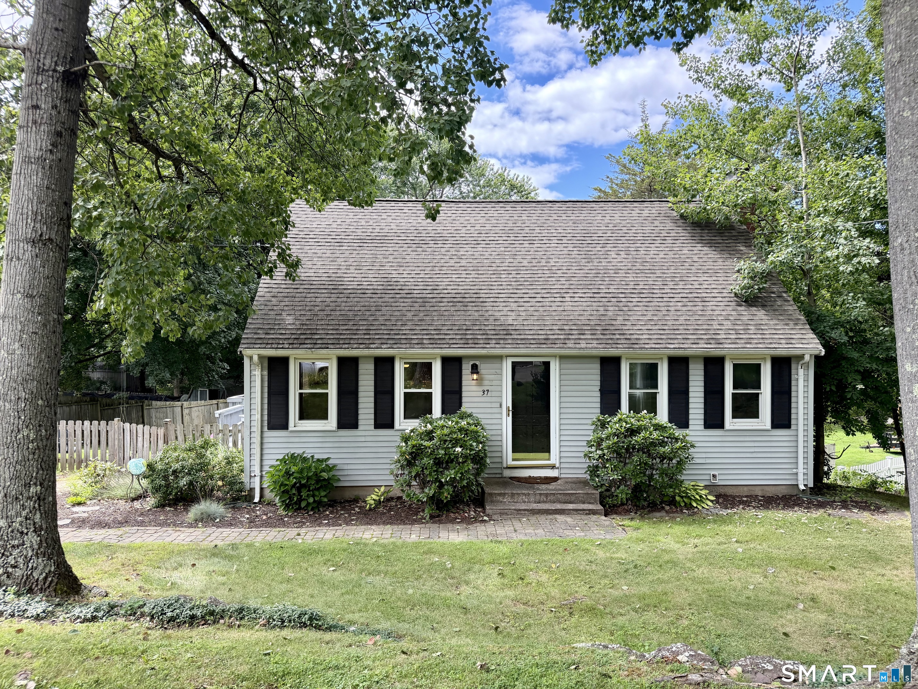 37 Wynding Hills Road East Granby CT 06026