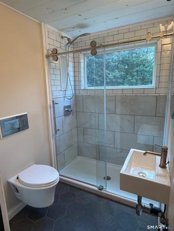 37 Wynding Hills Road East Granby CT 06026