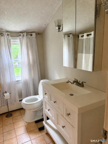 37 Wynding Hills Road East Granby CT 06026