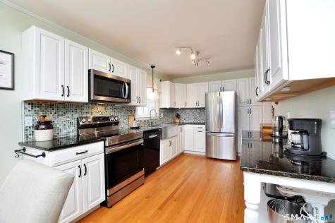 15 Stillman Road Bloomfield CT 06002