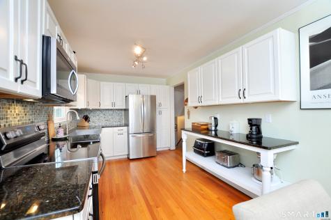 15 Stillman Road Bloomfield CT 06002