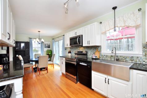 15 Stillman Road Bloomfield CT 06002