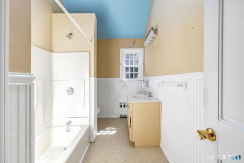 52 Mischa Hill Road Trumbull CT 06611