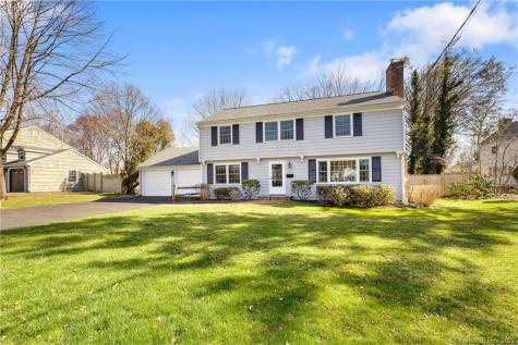 1107 Unquowa Road Fairfield CT 06824