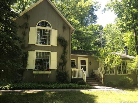 13 Alberta Road Sharon CT 06069