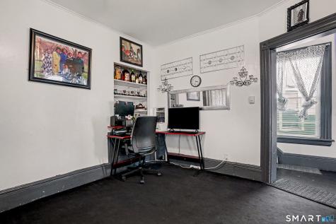 527 Colorado Avenue Bridgeport CT 06605