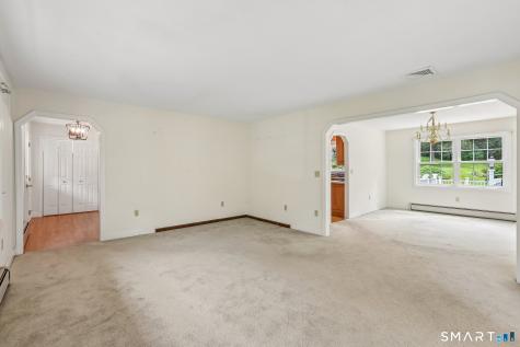 10 Terra Glen Road Danbury CT 06811