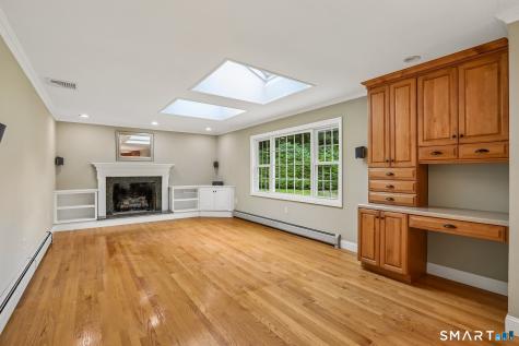 10 Terra Glen Road Danbury CT 06811