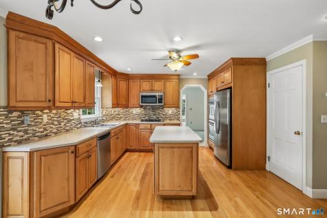 10 Terra Glen Road Danbury CT 06811