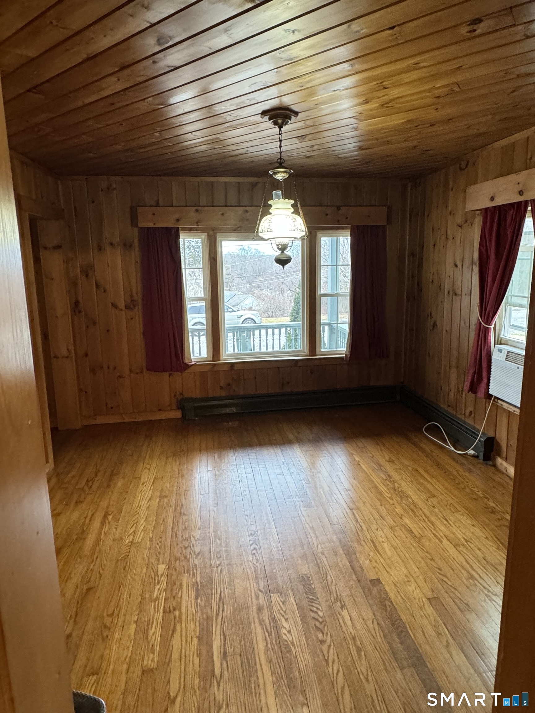 15 Bristol Street Windham CT 06226