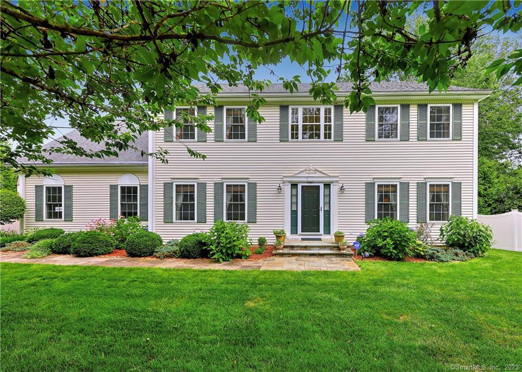 15 Oliva Place Fairfield CT 06824
