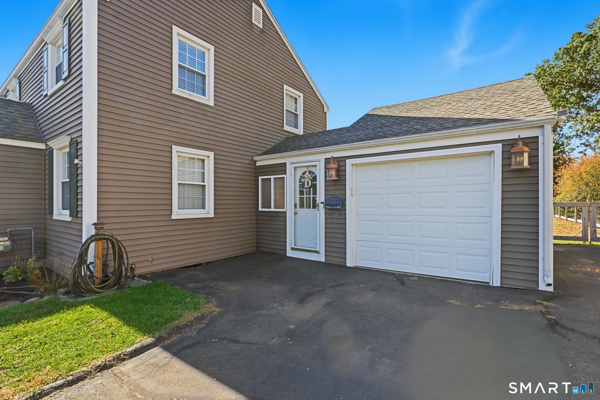 41 Oak Street East Hartford CT 06118