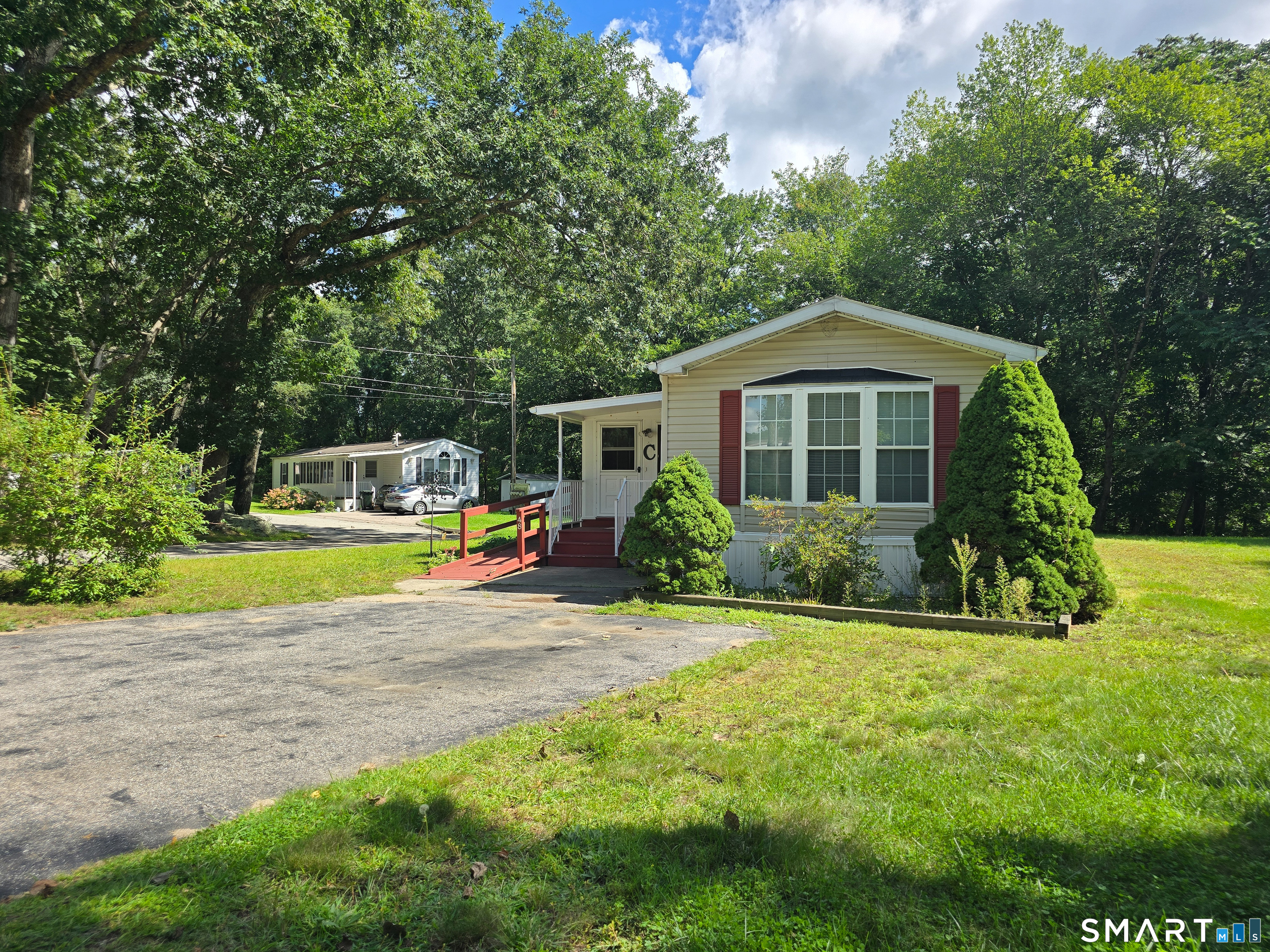 136 Hunters Road Norwich CT 06360