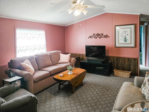136 Hunters Road Norwich CT 06360