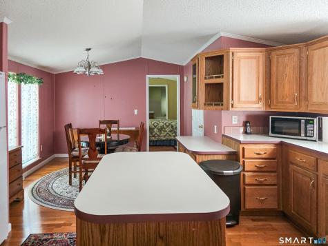 136 Hunters Road Norwich CT 06360