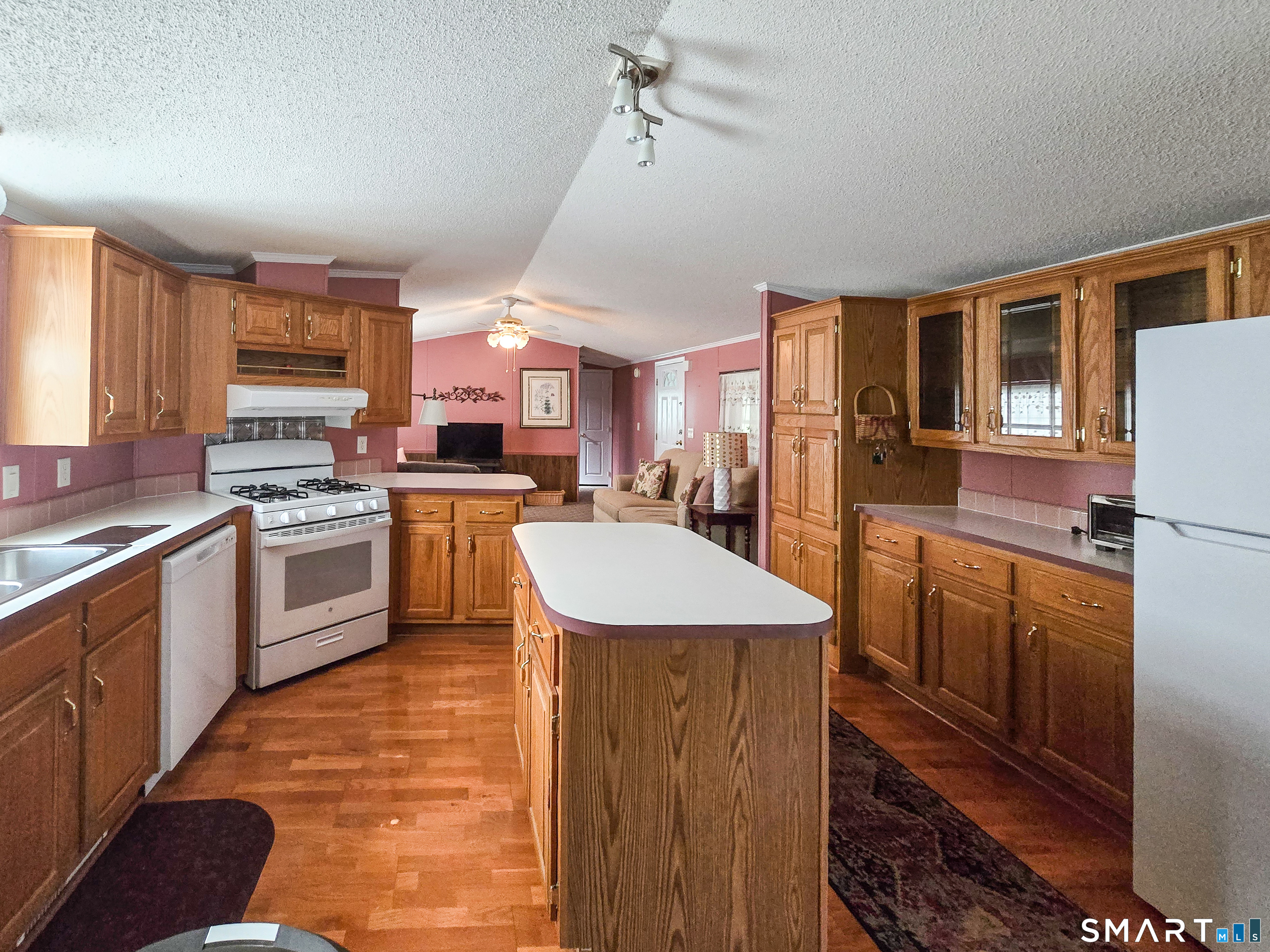 136 Hunters Road Norwich CT 06360