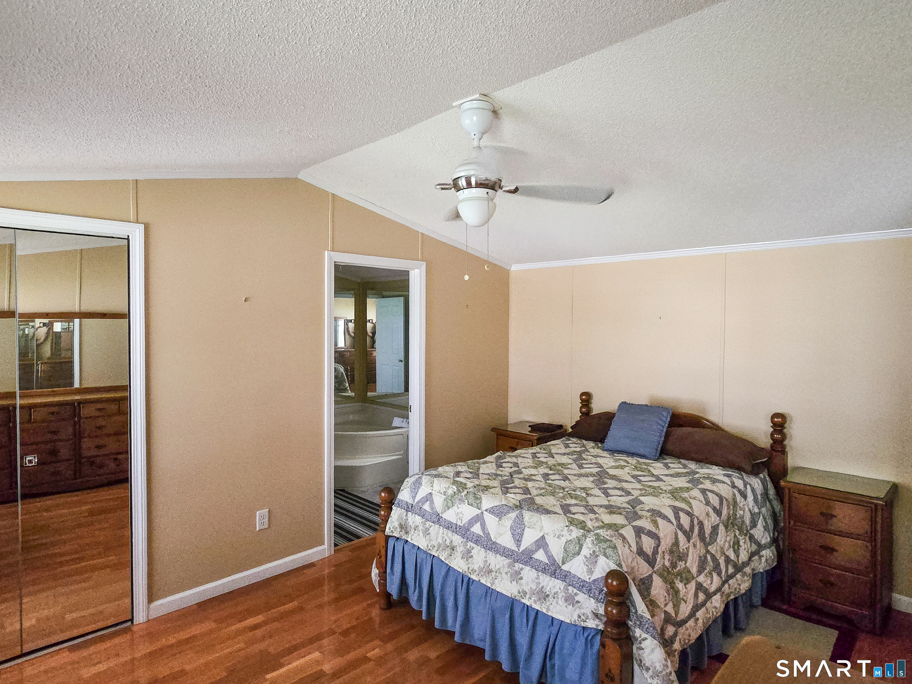 136 Hunters Road Norwich CT 06360