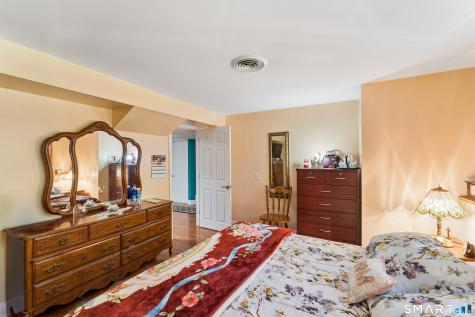 976 Old Waterbury Road Southbury CT 06488