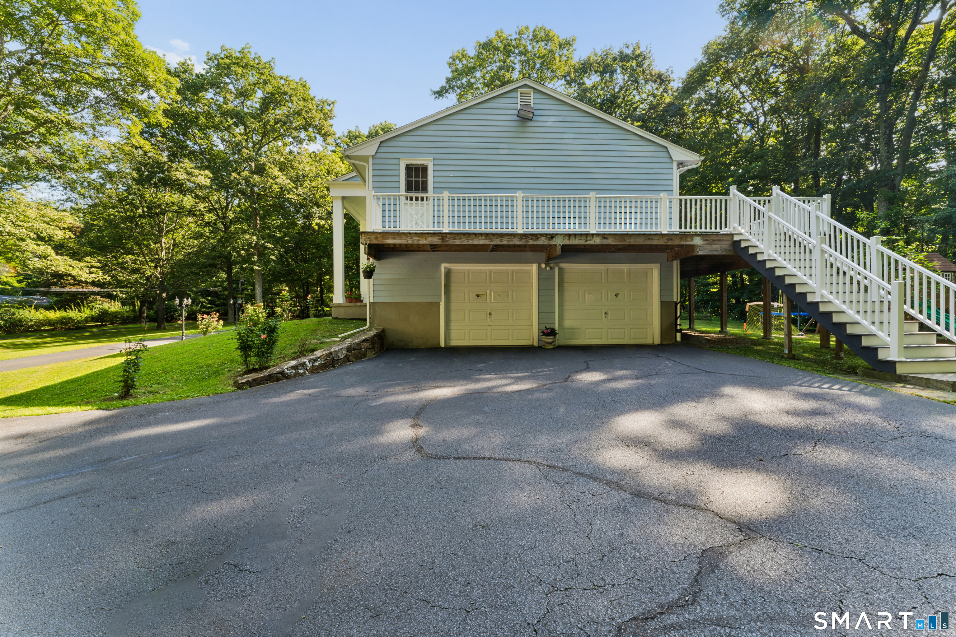 976 Old Waterbury Road Southbury CT 06488