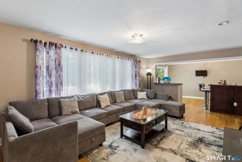976 Old Waterbury Road Southbury CT 06488