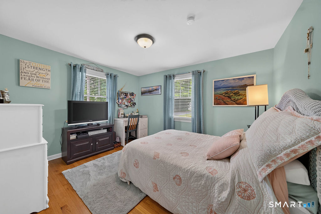 20 W End Avenue Branford CT 06405