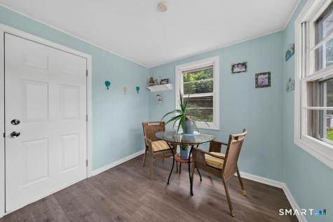 20 W End Avenue Branford CT 06405