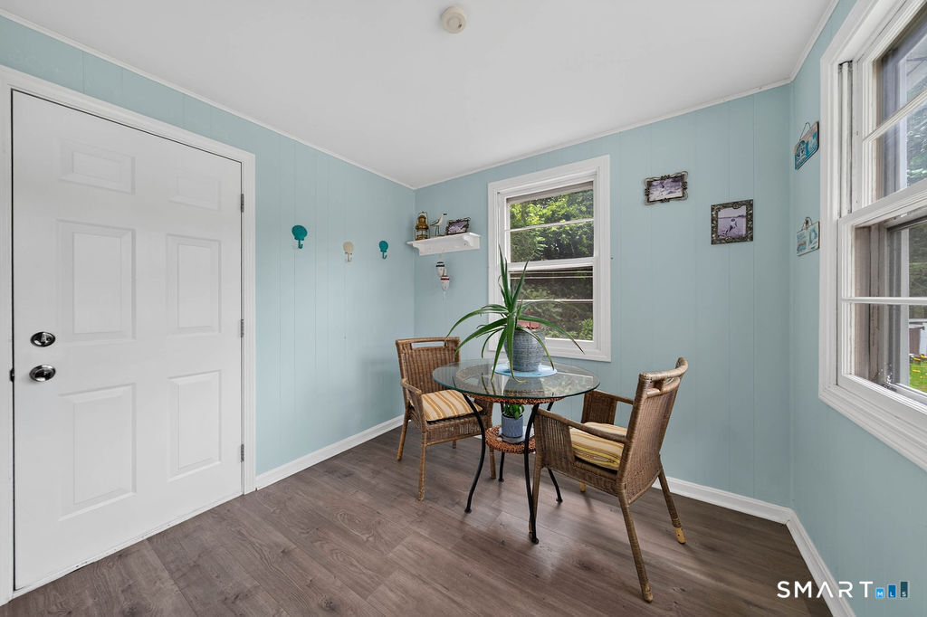 20 W End Avenue Branford CT 06405