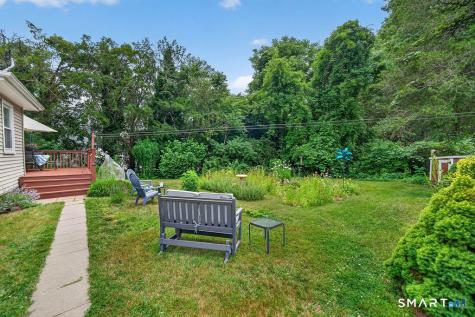 20 W End Avenue Branford CT 06405
