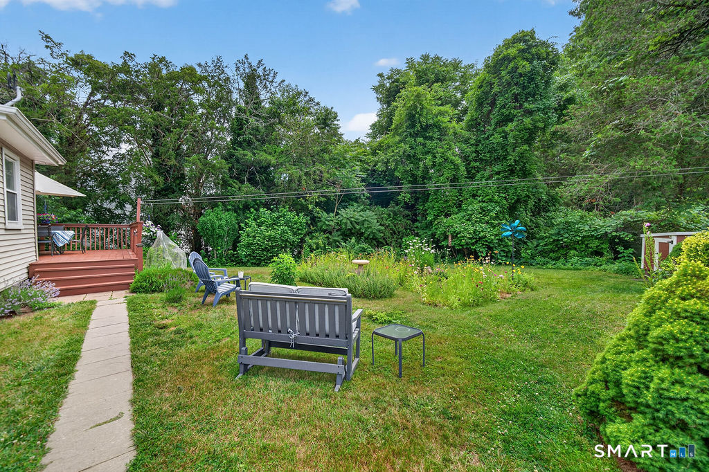 20 W End Avenue Branford CT 06405