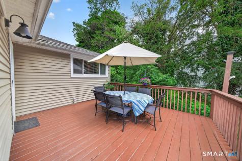 20 W End Avenue Branford CT 06405
