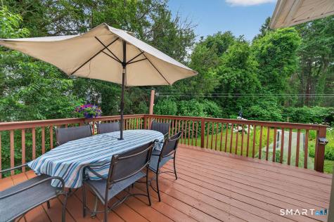 20 W End Avenue Branford CT 06405