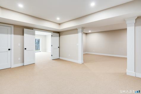 703 Fox Hopyard Road East Haddam CT 06423