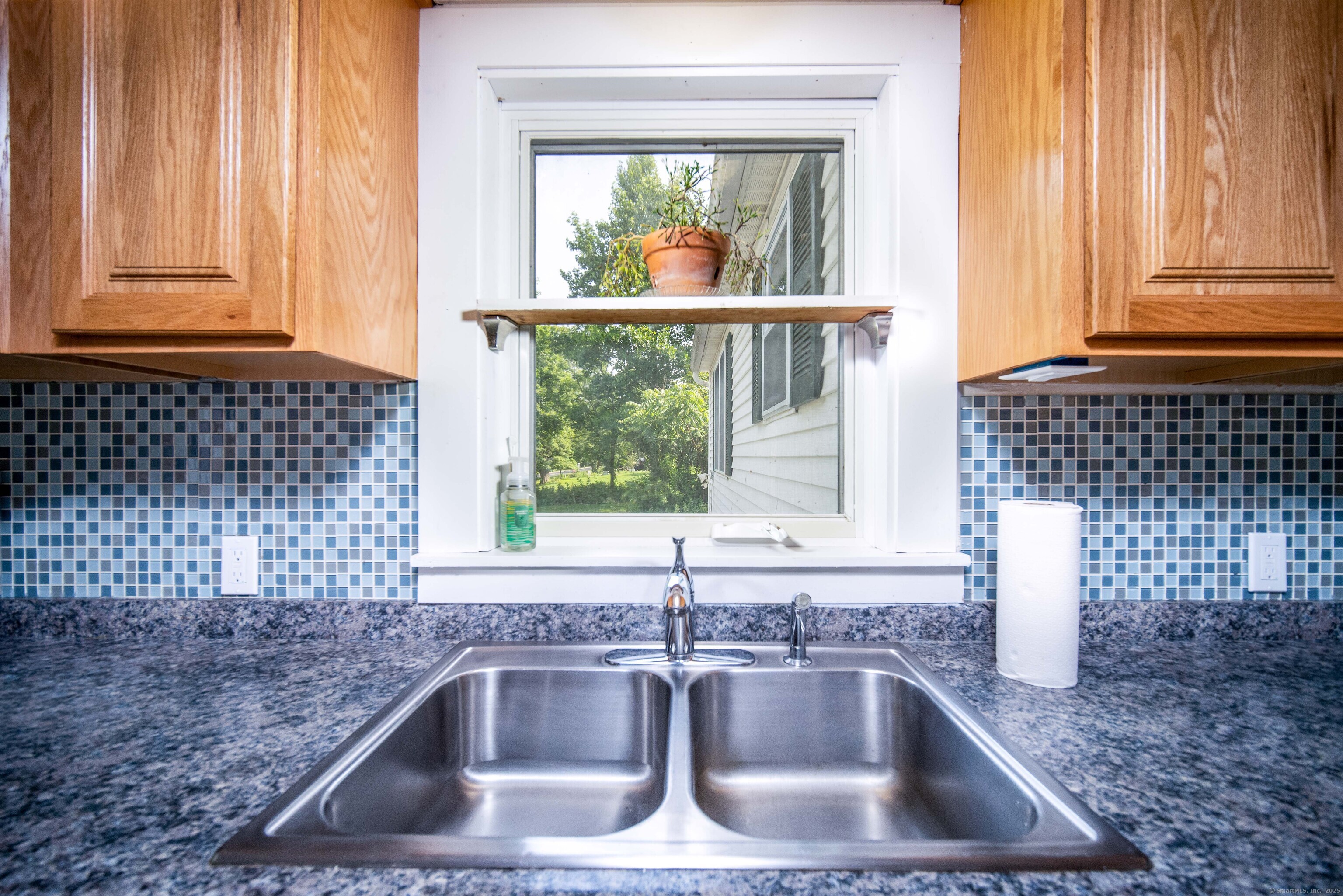 201 Main Street Hampton CT 06247