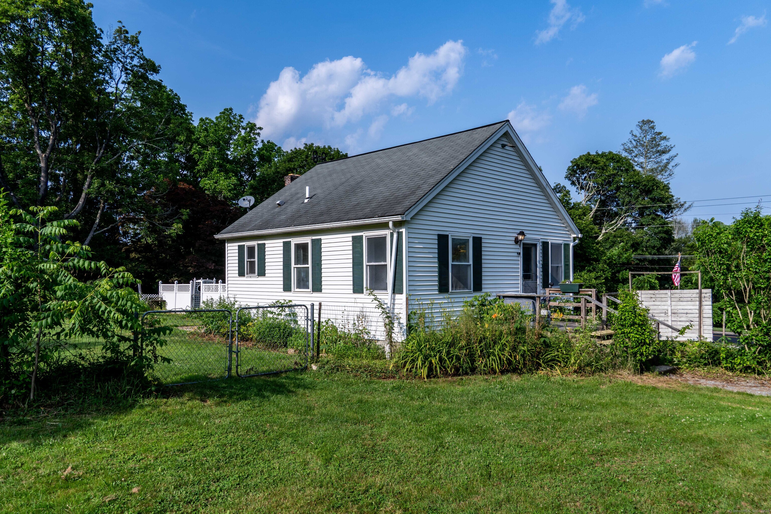 201 Main Street Hampton CT 06247