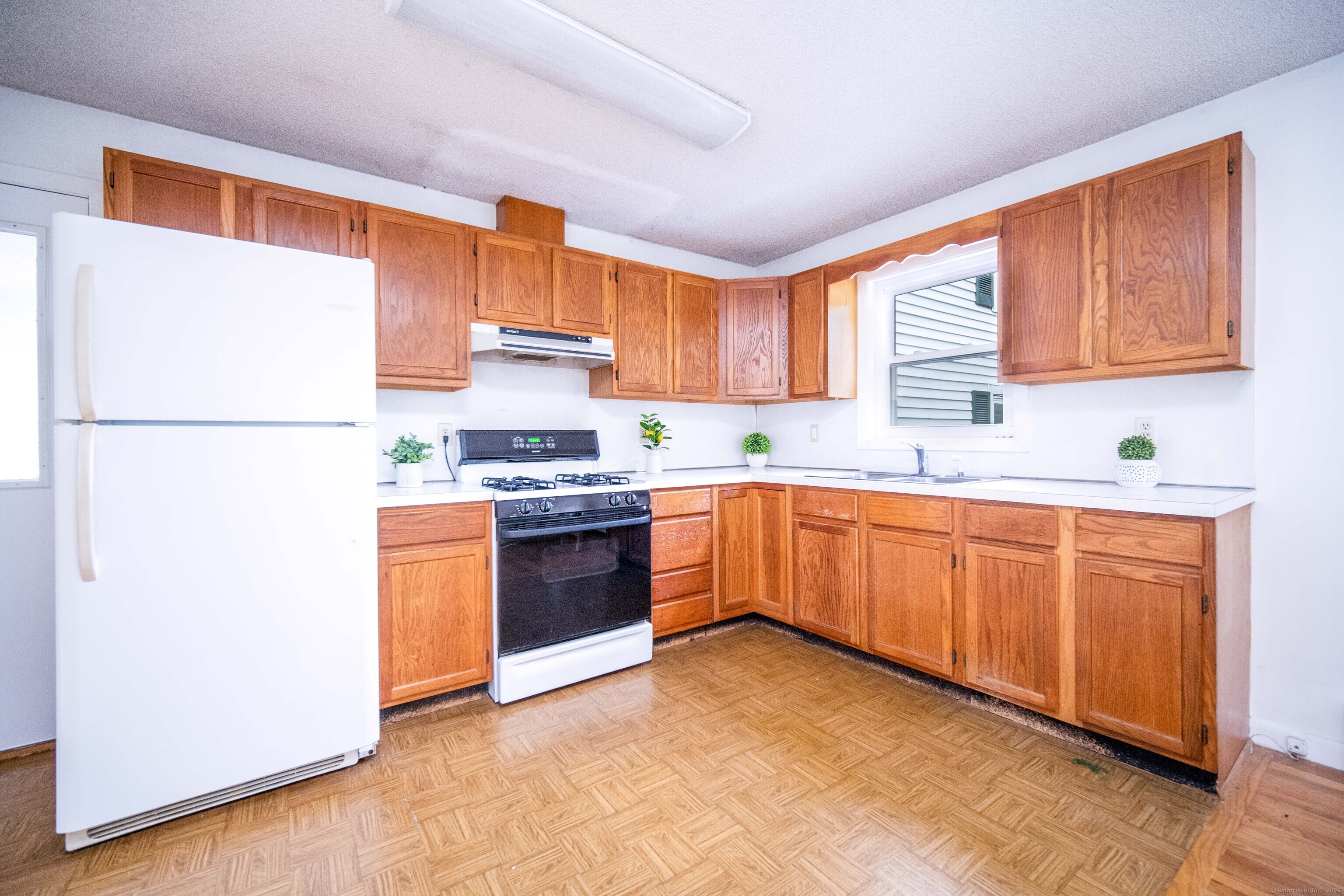 201 Main Street Hampton CT 06247