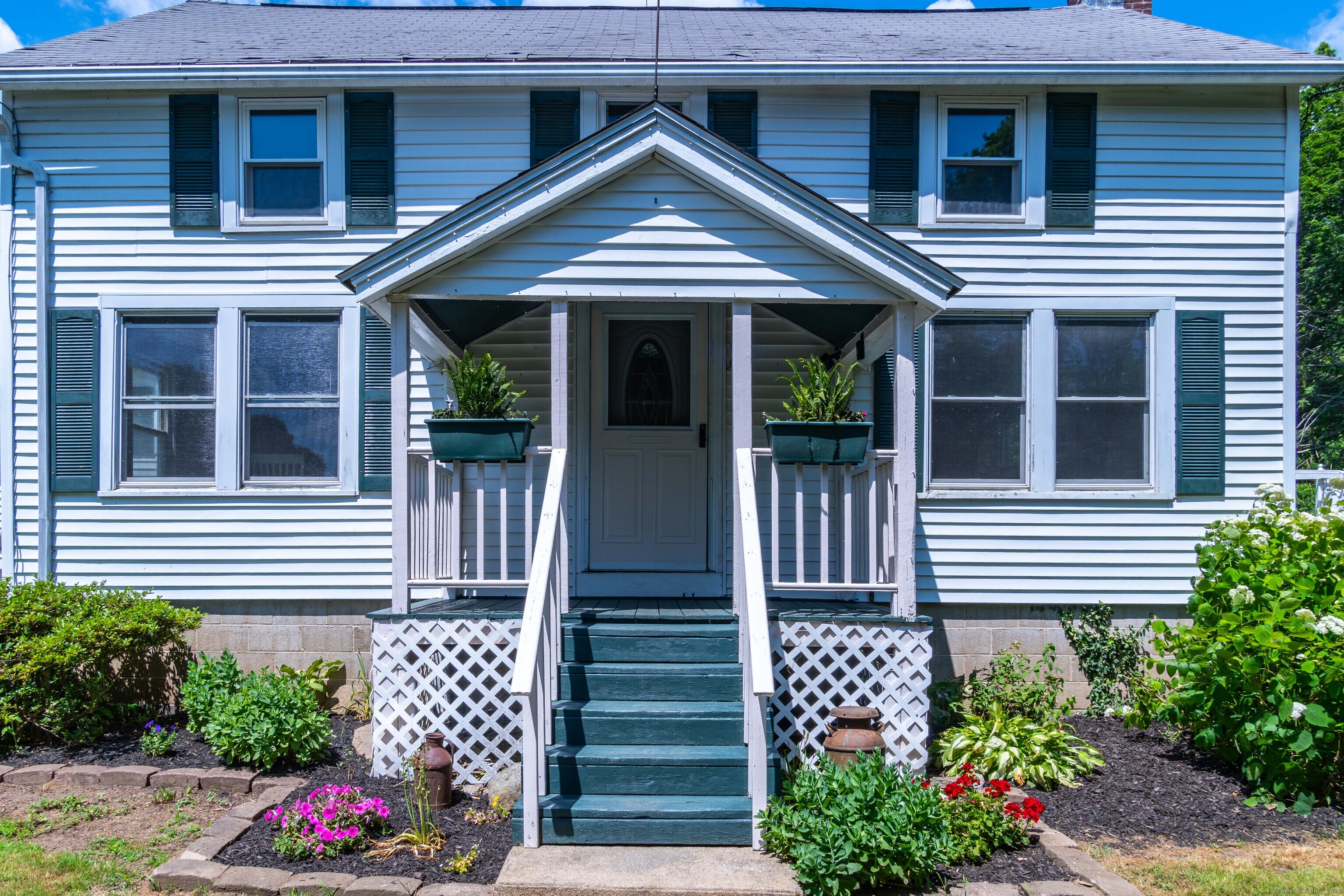 201 Main Street Hampton CT 06247